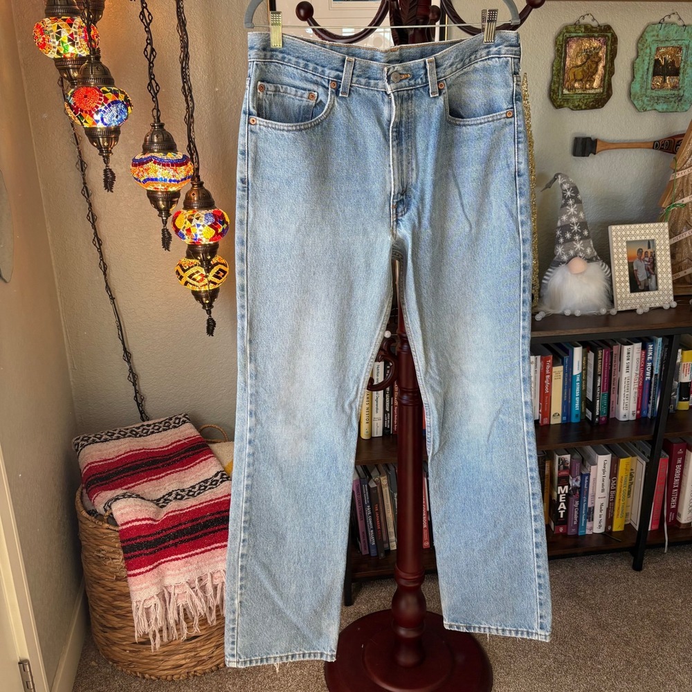 Vintage Levi's 560 Loose Fit Straight Leg Jeans • 90s Denim • Men's 34x34‎